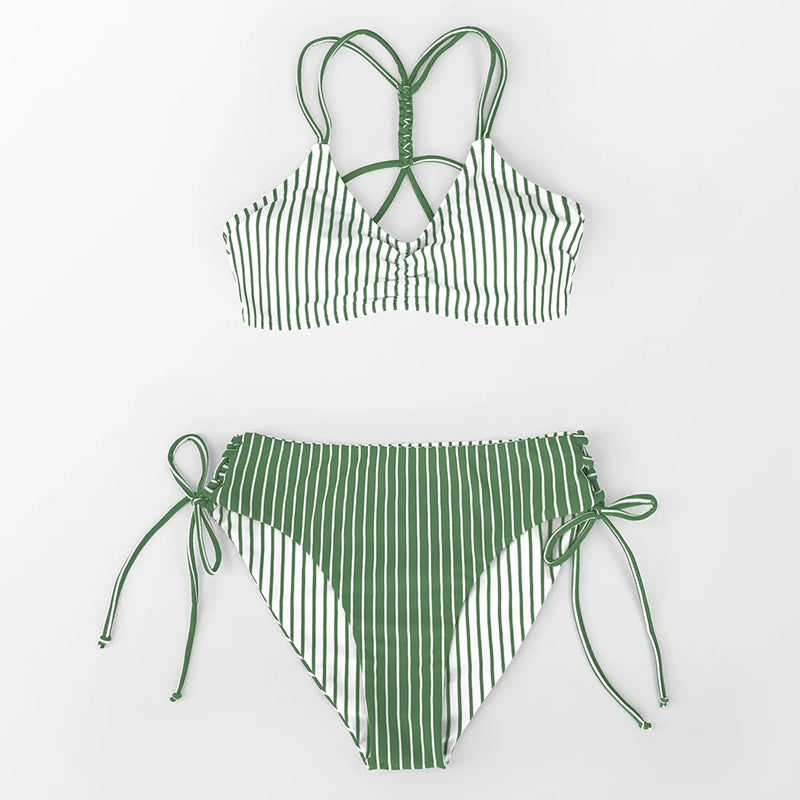 Bikini low bottom blanco y verde (en stock)